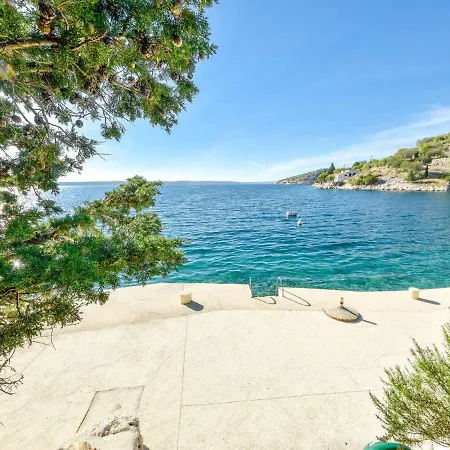 Vukic-2 By Interhome